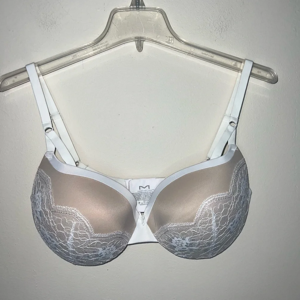 Maidenform Love the Lift Push Up Underwire Bra DM9900 Tan and White Size 36D